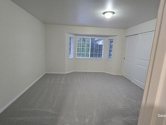 5th image of 3713 Lincoln Way #A