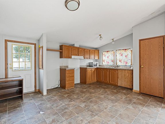 4th image of 13891 Pine View Acres Cir