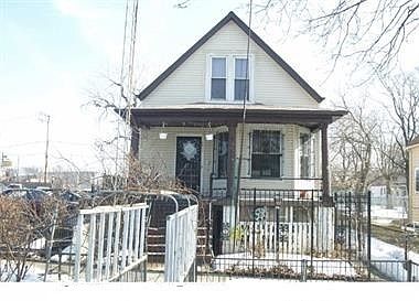 2nd image of 6911 S May St