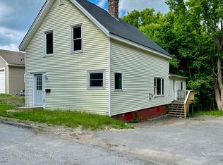 26 Salem Ct, Bangor, ME 04401