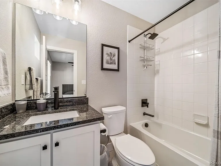 1990 S Holly St #2 — Photo 31