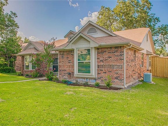 3rd image of 2609 Strother Dr
