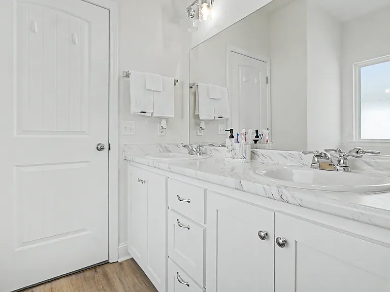 99 McClelland Loop NE — Photo 21