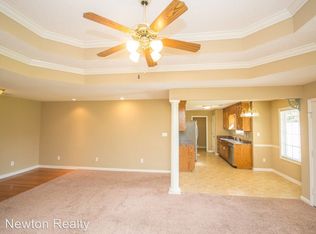 18111 Belmont Cir, Athens, AL 35613