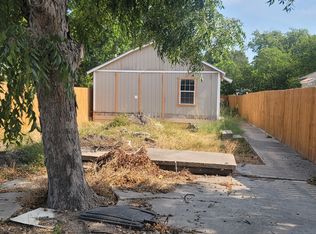 2913 Chihuahua St, San Antonio, TX 78207