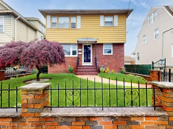 9 Dayton St., Elizabeth City, NJ 07202