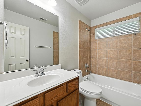 5th image of 9209 Friendswood Dr