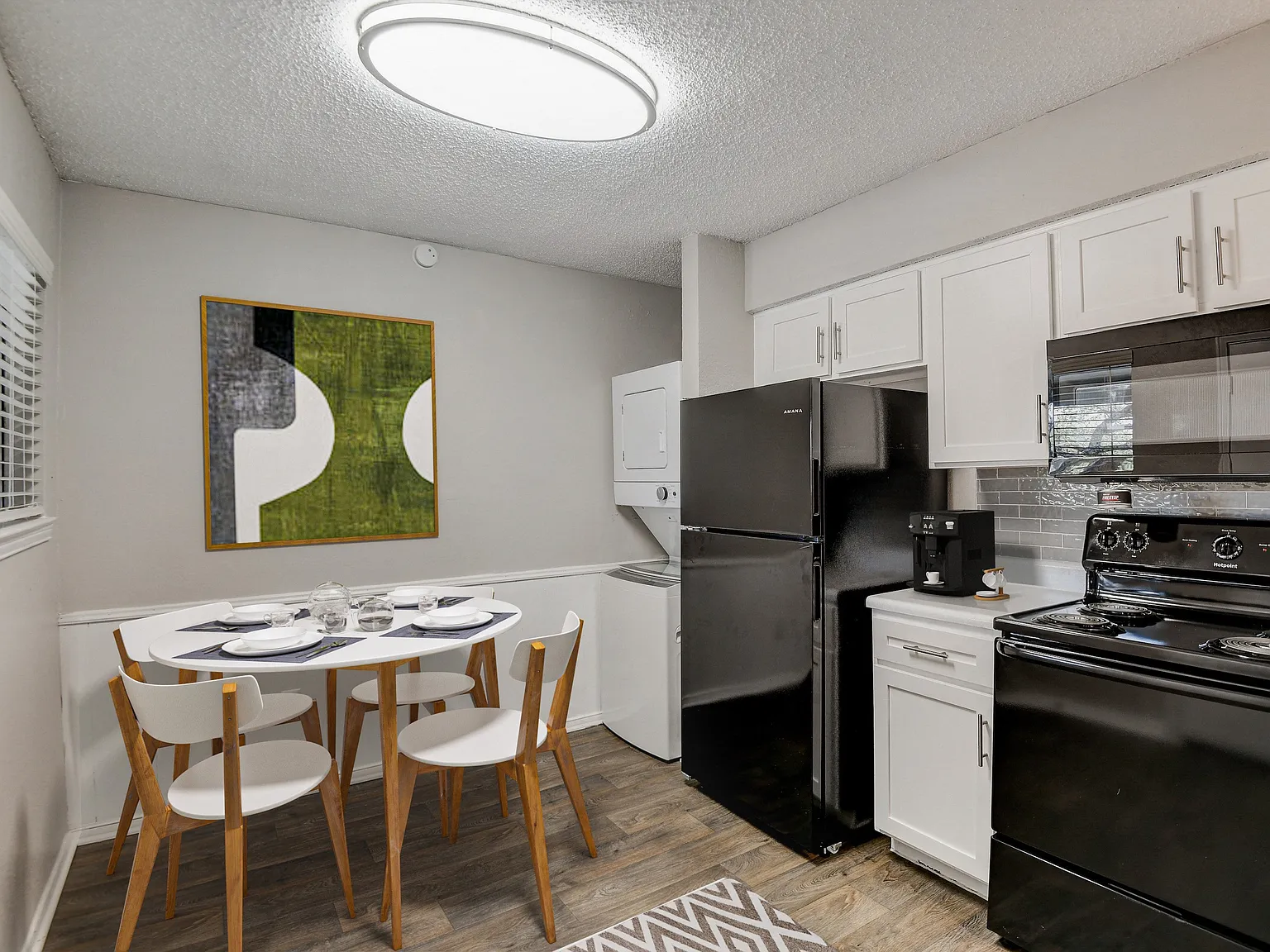 Park Place Hurst Apartments — Photo 3