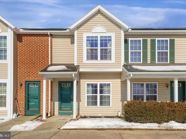 205 Fieldstone Ln, Bellefonte, PA 16823