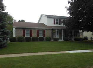 2004 Macher St, Crest Hill, IL 60403