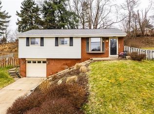 722 Redstone Dr, Allison Park, PA
