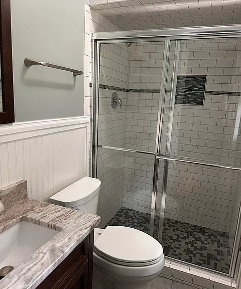 105 Laurel Ct — Photo 8