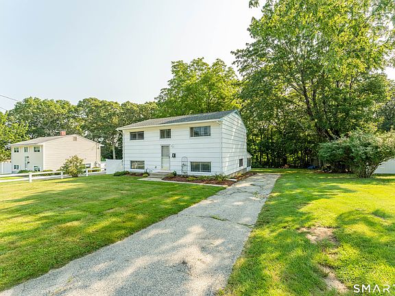 2nd image of 57 Nantucket Drive