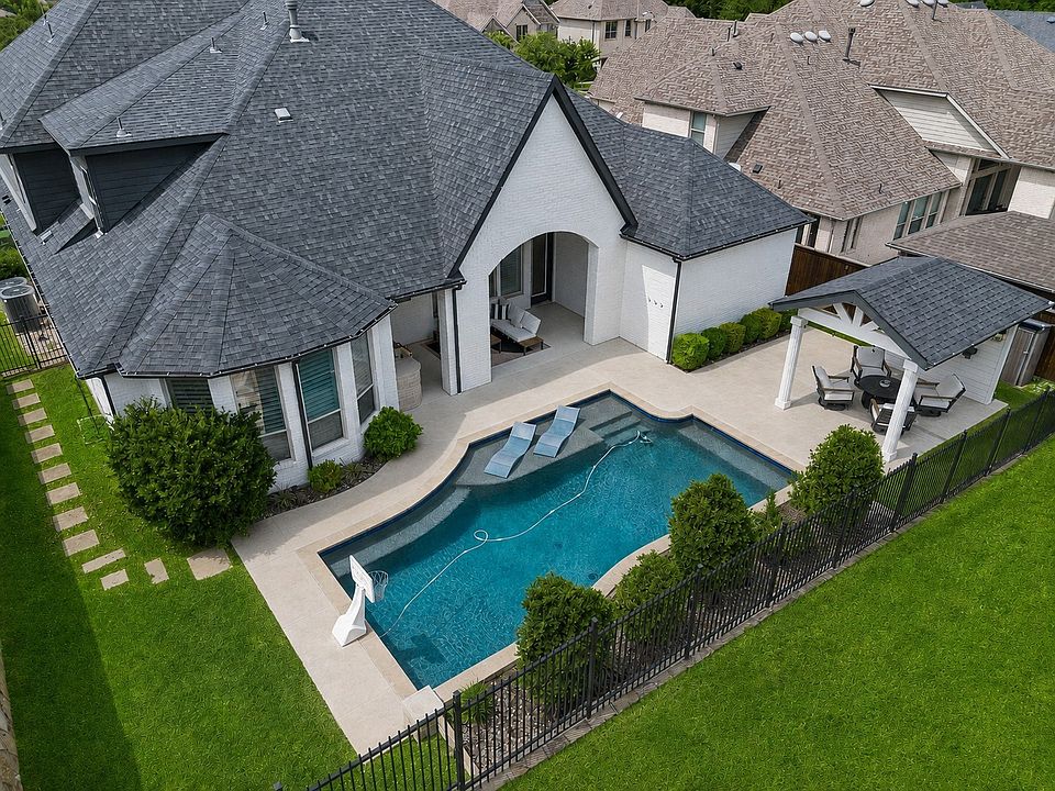 1st image of 3500 Newport Dr