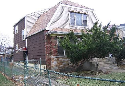 1st image of 15129 S Lexington Ave