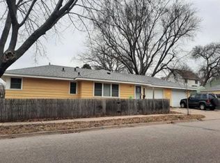 2620 8th Ave N, Minneapolis, MN 55411