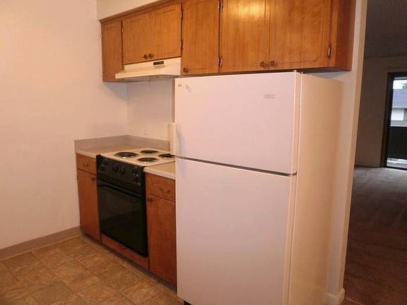 Kitchen 2nd shot