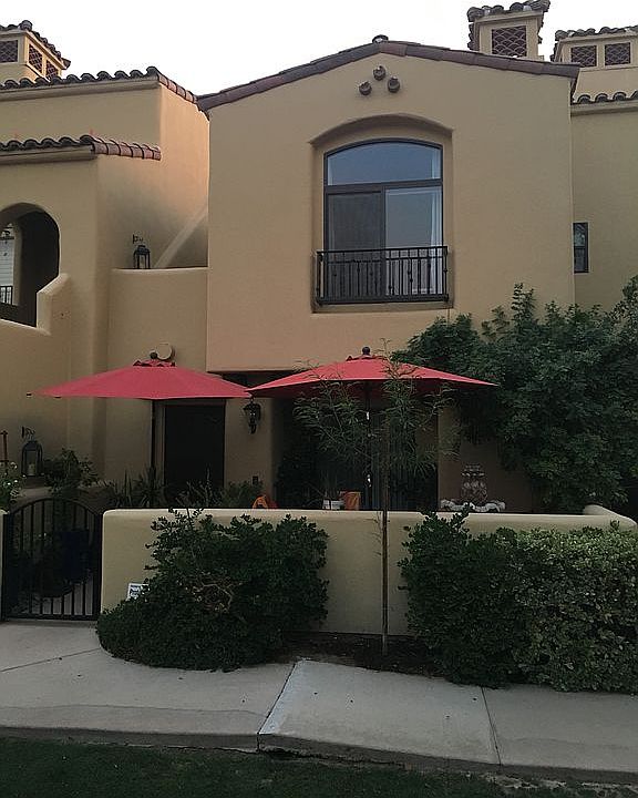 Front entrance Patio