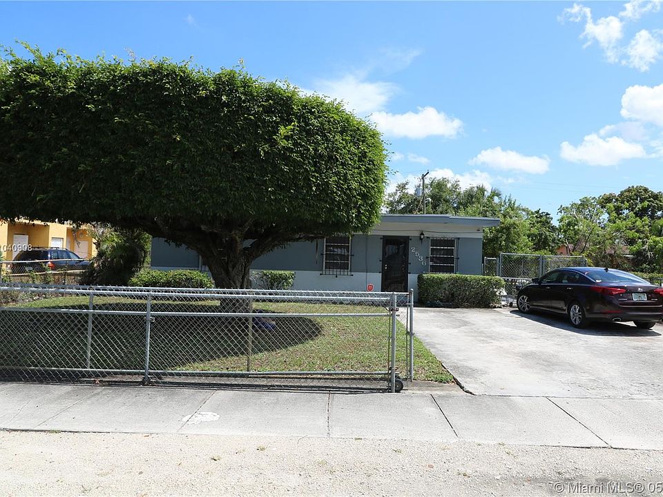 1st image of 2536 NW 139th St