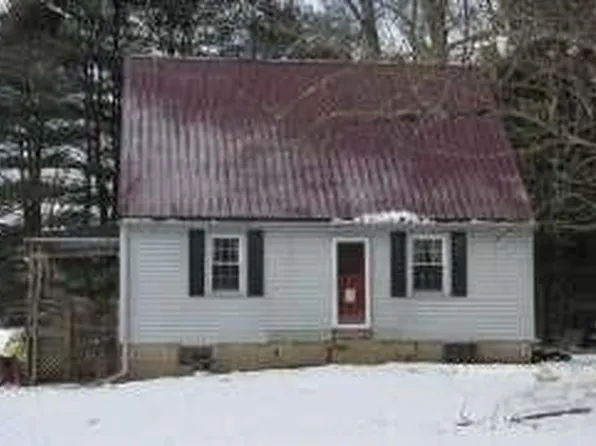 119 Wood Rd, Franklin, PA 16323