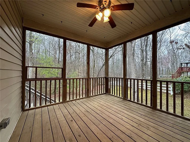 7080 Shady Oak Ln — Photo 10