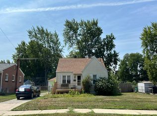 30817 Brown St, Garden City, MI 48135