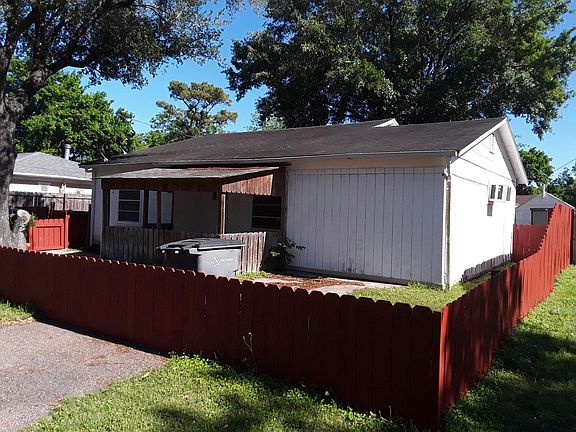2nd image of 803 E Loma Vista Ave