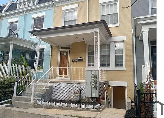 2 bed, 900 sqft, $3,200 — Photo 4