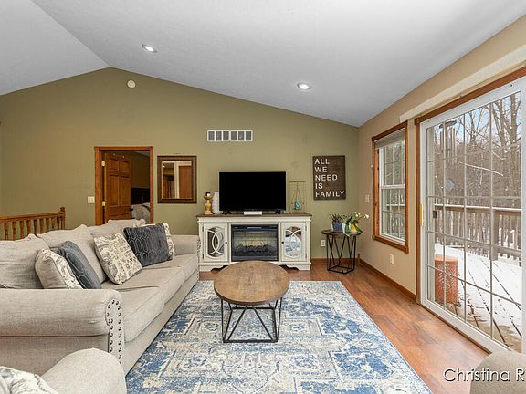 4th image of 1020 Joshua Dr