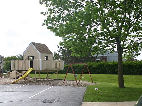 5th image of 1516 Vogt Dr #1526-12