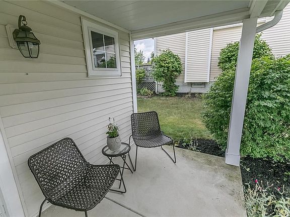 2nd image of 5056 Lake Point Ct