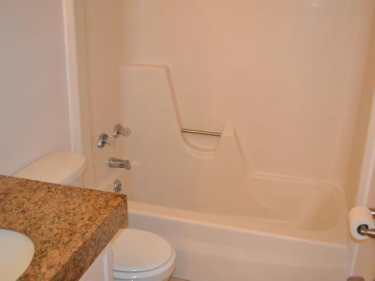 528 Campbell Way — Photo 7