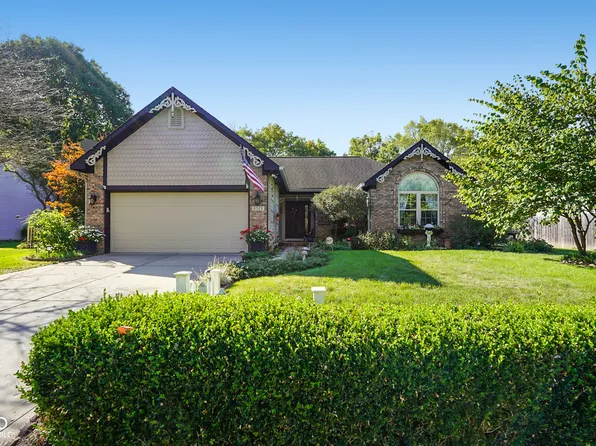 6329 Barberry Dr, Avon, IN 46123