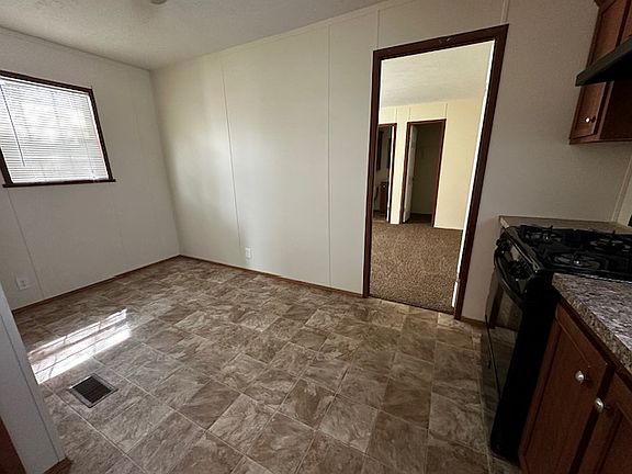 4th image of 7142 Leaf Cir #140