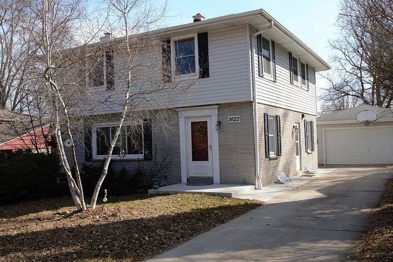 1st image of 2622 N 116th St