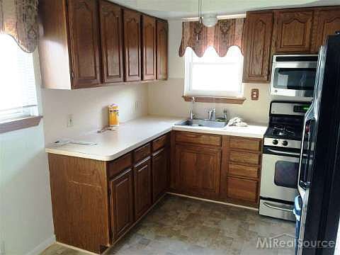 4th image of 31719 Saint Margaret St