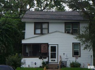 2017 9th St, Rock Island, IL