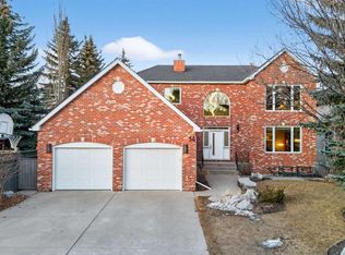 14 S Christie Estate Ter SW, Calgary, AB T3H 2Z4