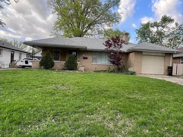 911 W Northcrest Ave, Peoria, IL 61614