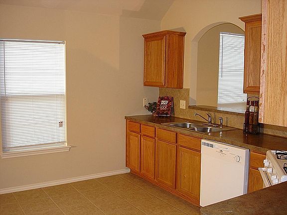 3rd image of 22118 Guston Hall Ln