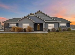 141 Twilight Trl, Marsing, ID 83639