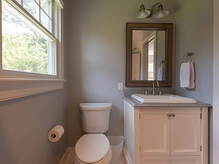 133 Norfolk Dr — Photo 21