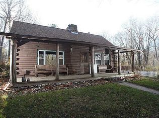 16 Walker Rd, Foster, RI 02825