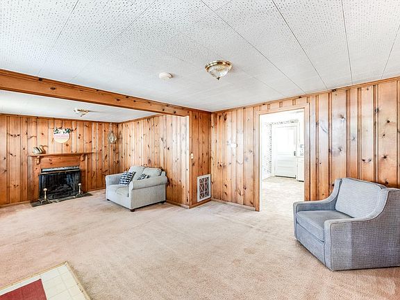 2nd image of 289 Winebarger Cir