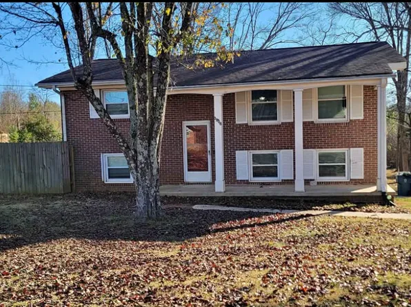 3806 Amsbury Rd, Concord, NC 28025