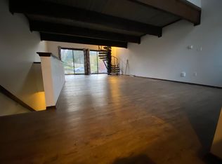2081 Penguin Ave, Akron, OH 44319