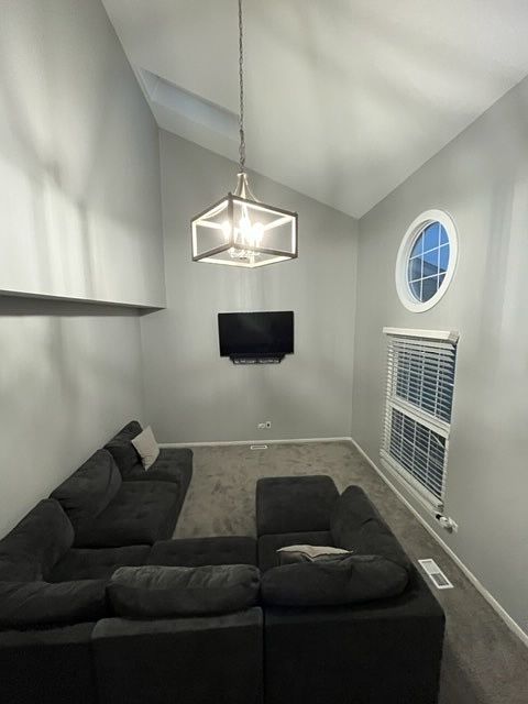 2nd image of 3333 Greenwich Ln