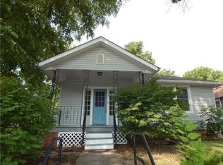 503 N 11th St, Leavenworth, KS 66048