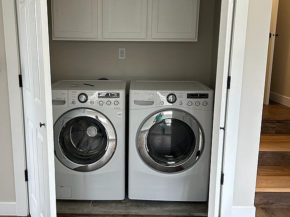 Laundry in bonus room