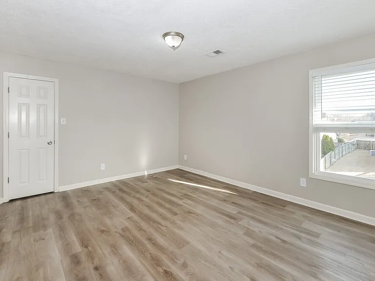 8959 Raspberry Ln — Photo 10